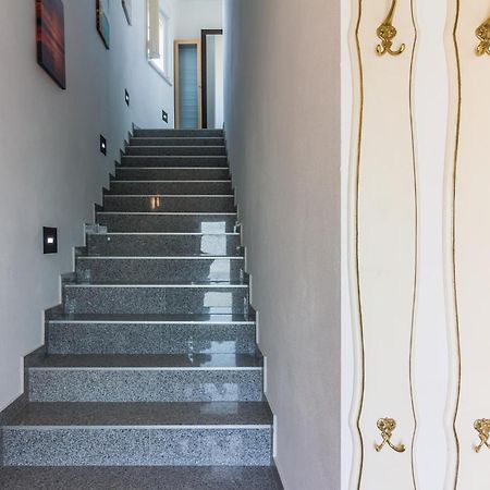 Stunning Apartment In Fazana With House Sea View Экстерьер фото