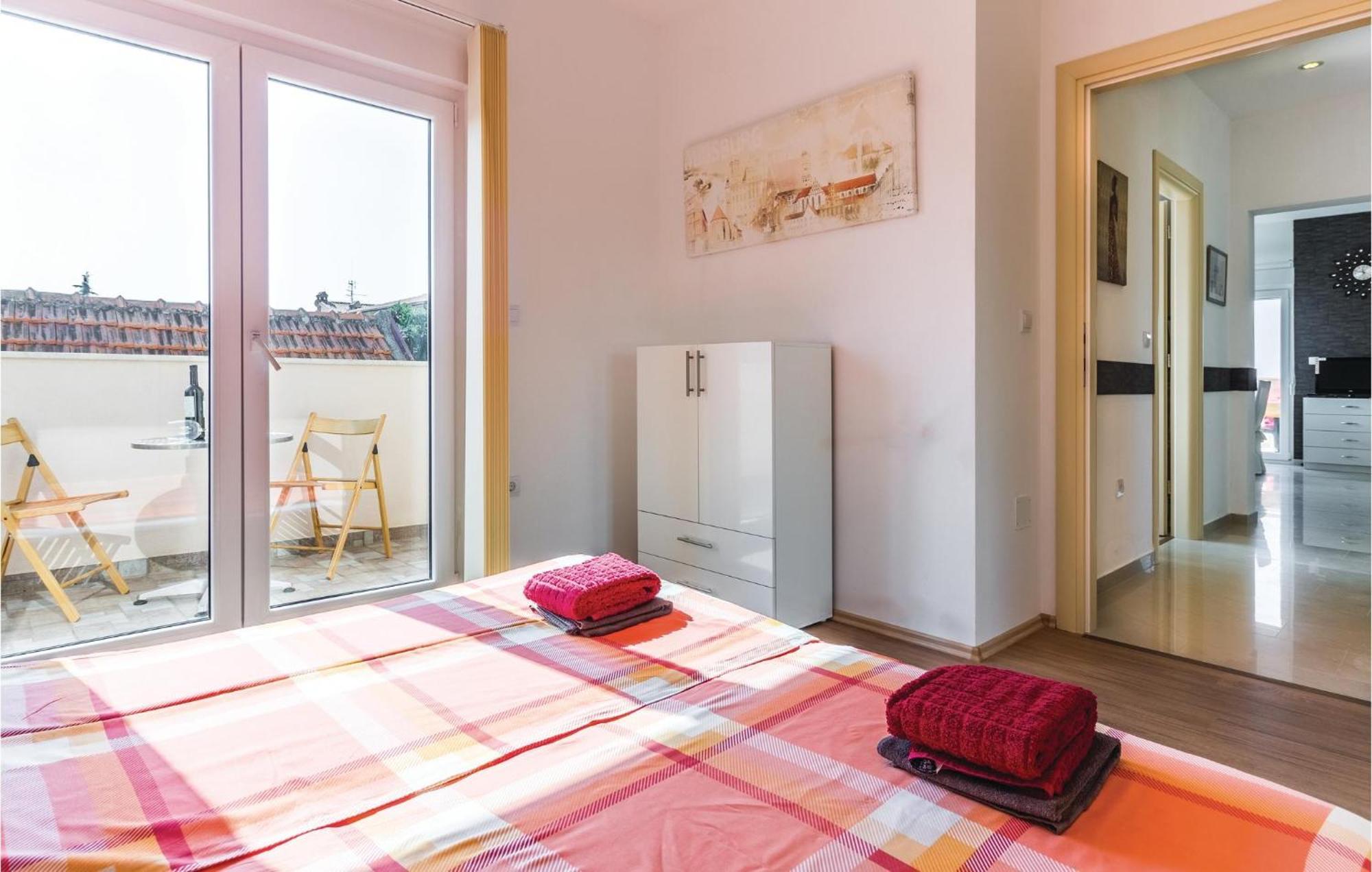 Stunning Apartment In Fazana With House Sea View Экстерьер фото