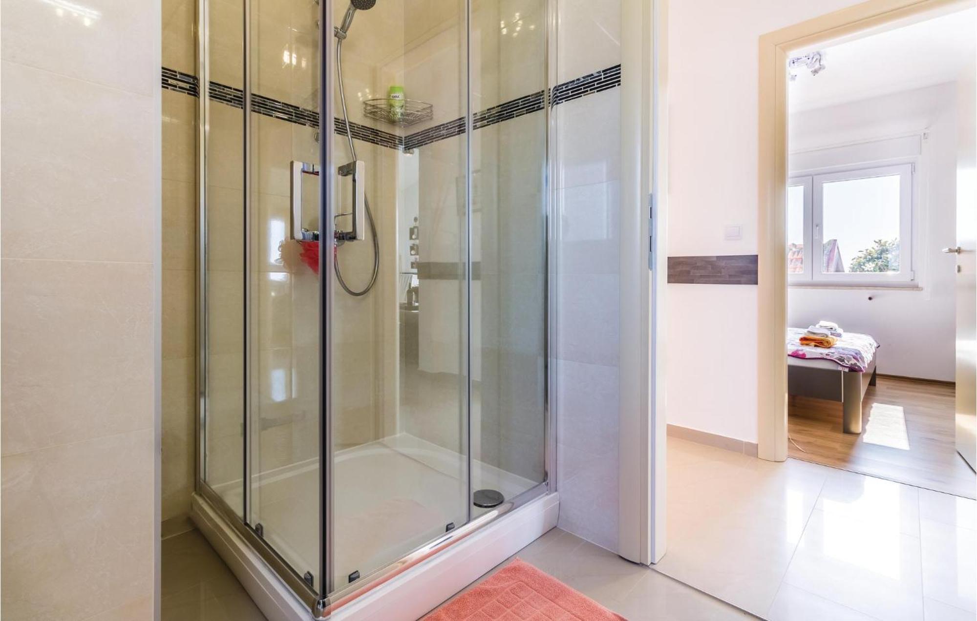 Stunning Apartment In Fazana With House Sea View Экстерьер фото